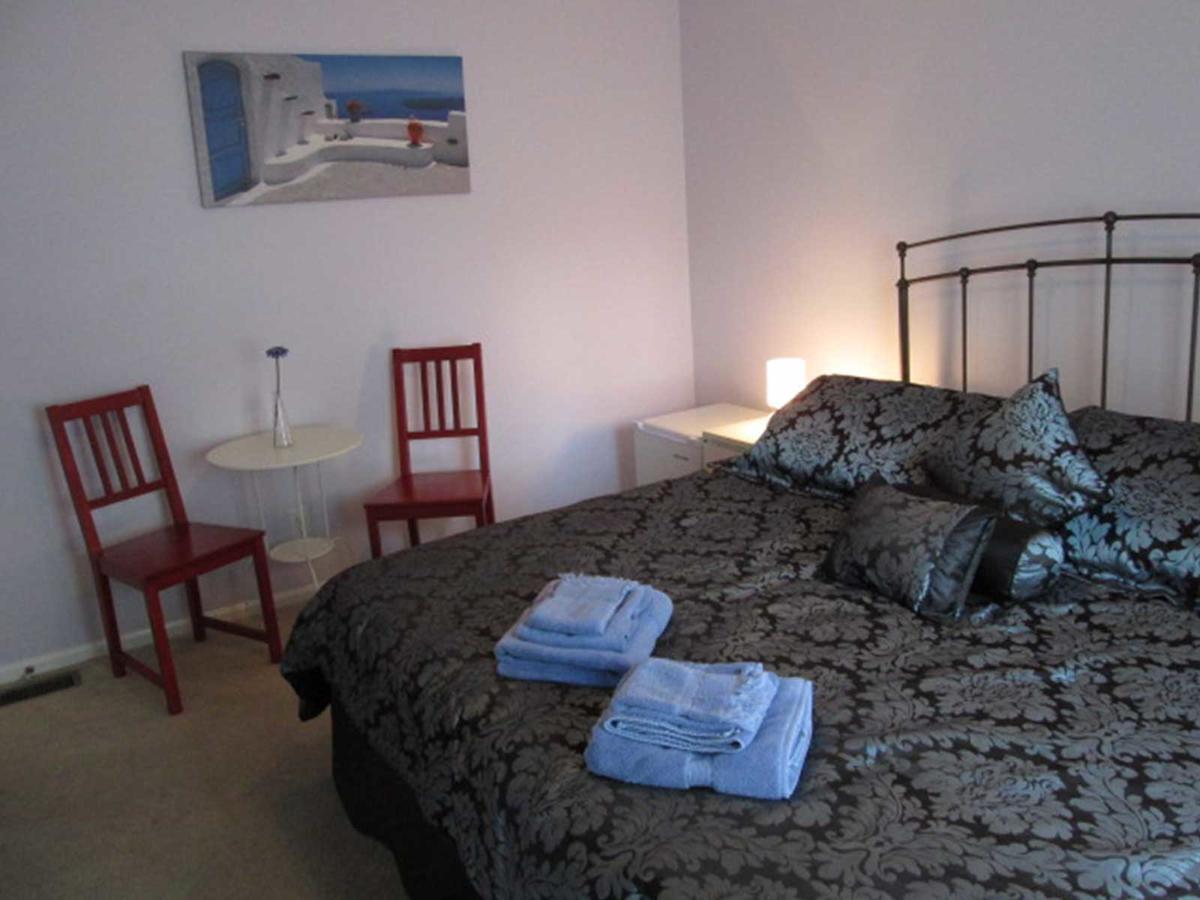 Ahoy Inn Guesthouse Put-in-Bay Buitenkant foto